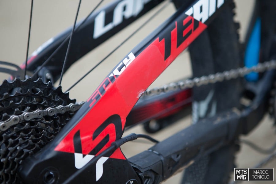 [Comparative Test] 15 Enduro Bikes, Back To Back | MTB-MAG.COM