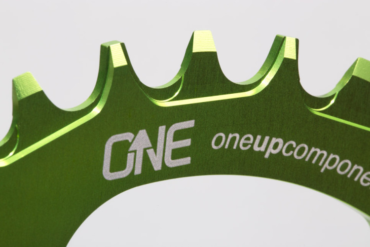 OneUp-Components-32T-104BCD-Narrow-Wide-Chainring-Macro2-Green