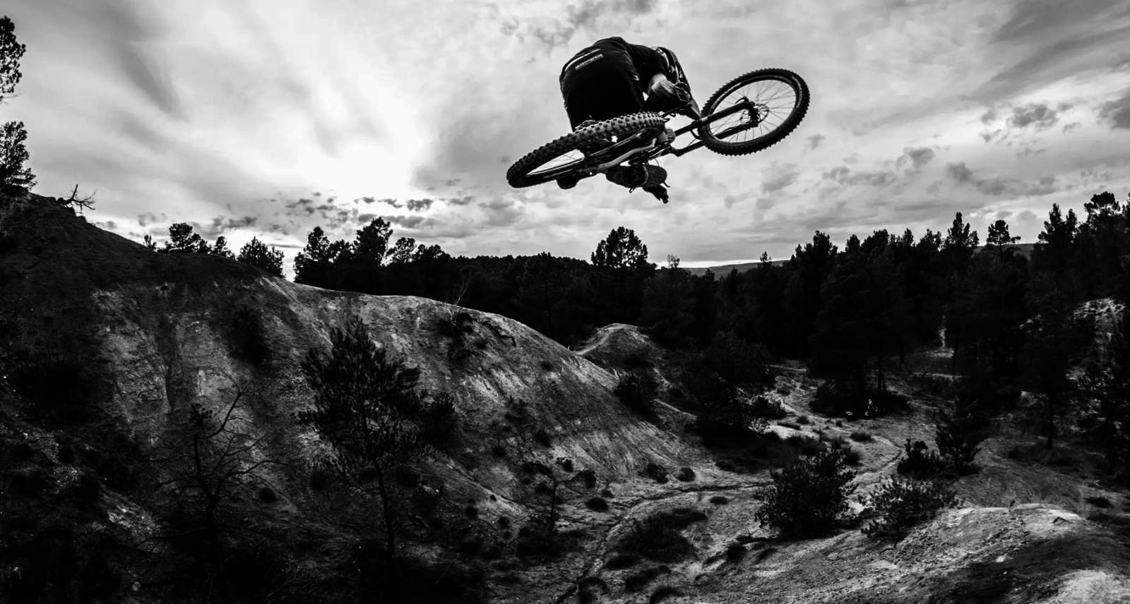 [Video] Freeride con una bici da enduro | MTB Mag