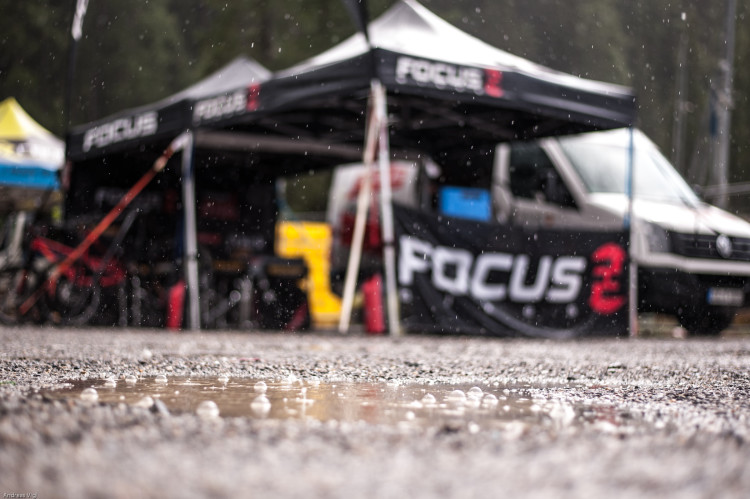 All kinds of weather at the 3rd stop of the European Enduro Series at Reschenpass, Austria, on July 25, 2015. Free image for editorial usage only: Photo by Andreas Vigl