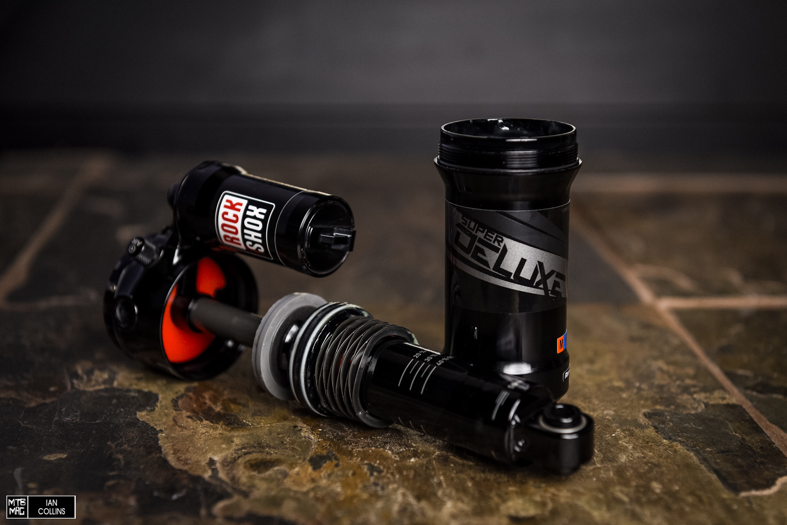 rockshox super deluxe air can service