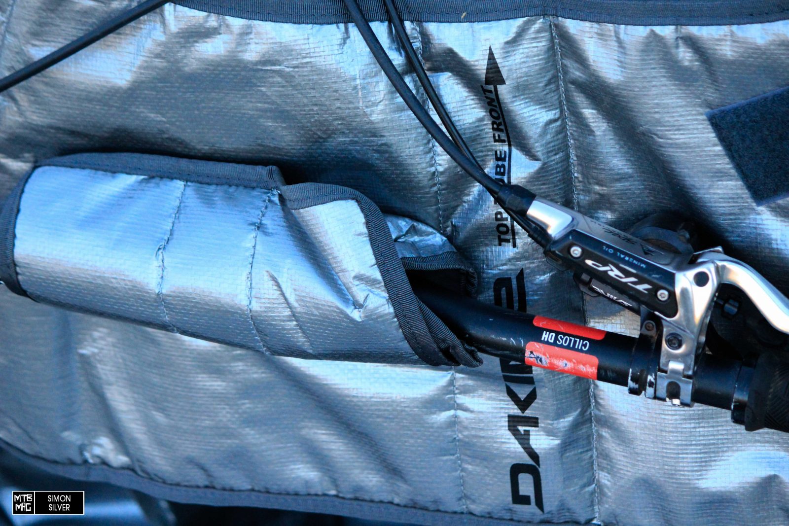 [Tested] Dakine Bike Roller Bag | MTB-MAG.COM