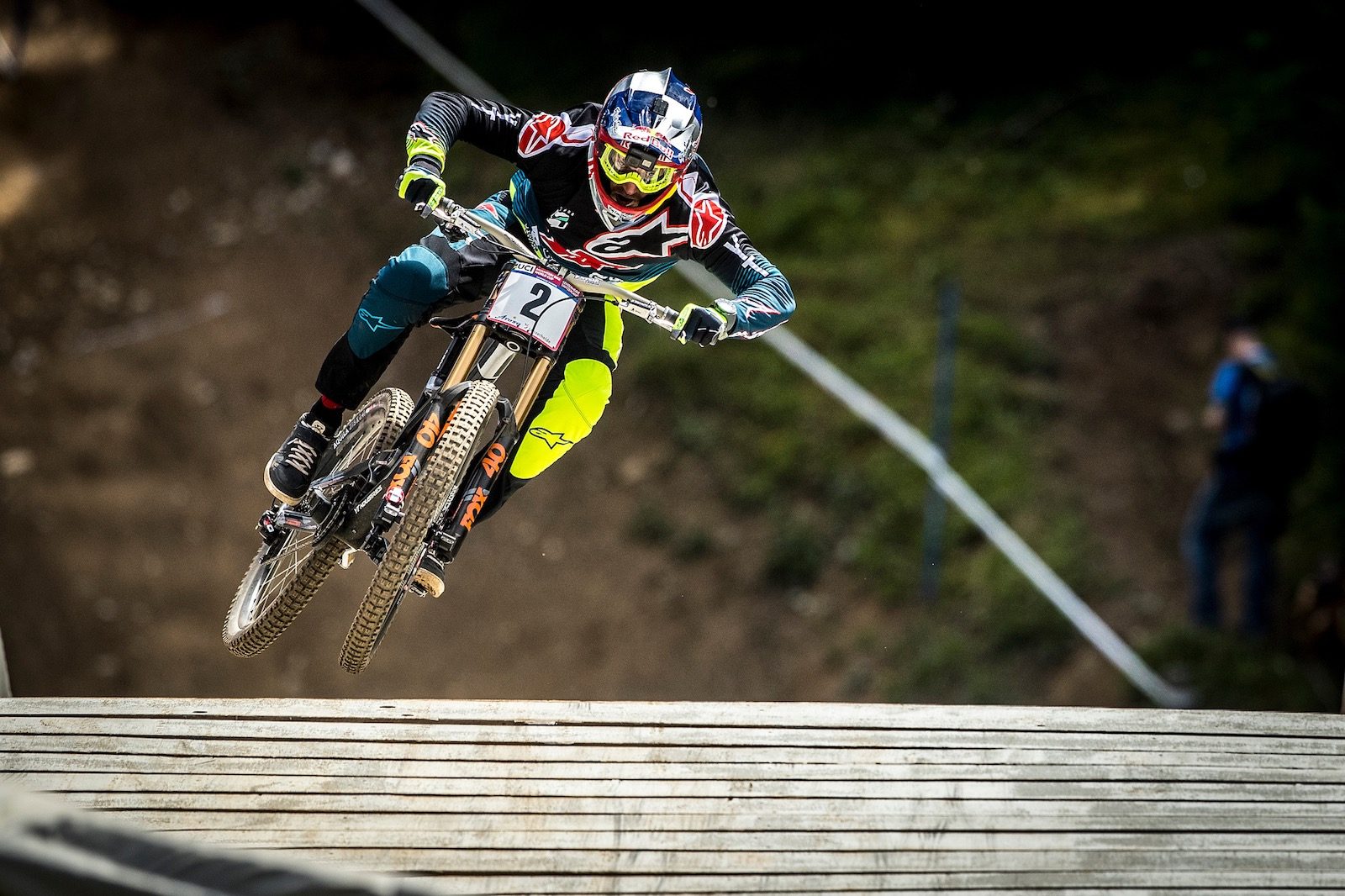 Aaron_Gwin_1_Lenzerheide_by_Sven_Martin-1600x1066.jpg