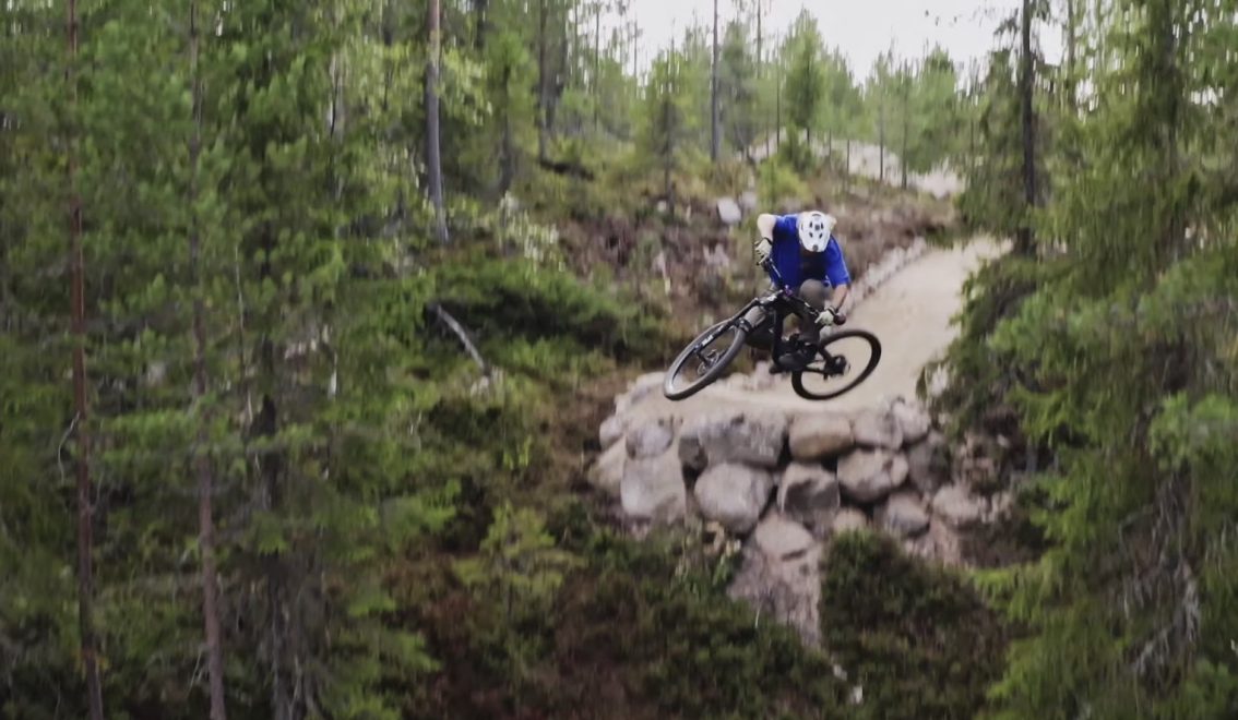 MTB-MAG.COM - Mountain Bike Magazine | [Video] A Lap Down B-Rage