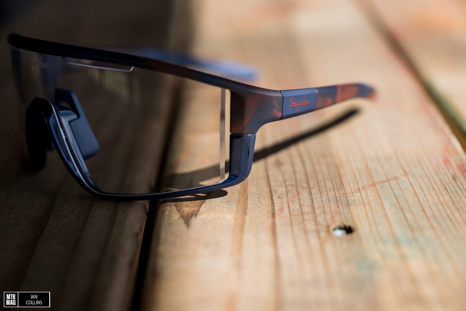 [Tested] Rapha Pro Team Full Frame Trail Glasses | MTB-MAG.COM